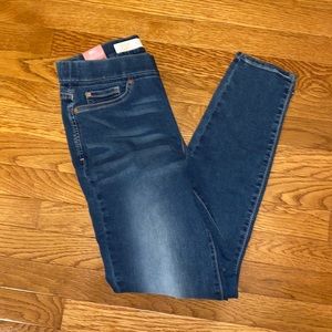 Levi Strauss NWT❗️Pull On Skinny Jeans Jeggings